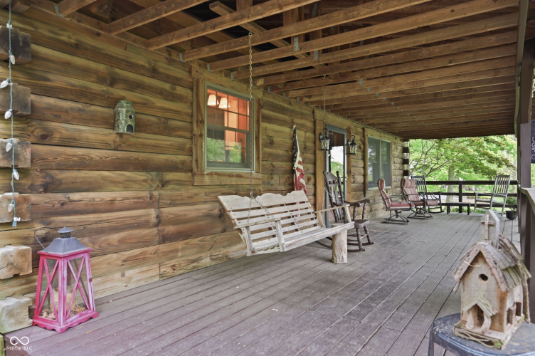 Listing Image 12