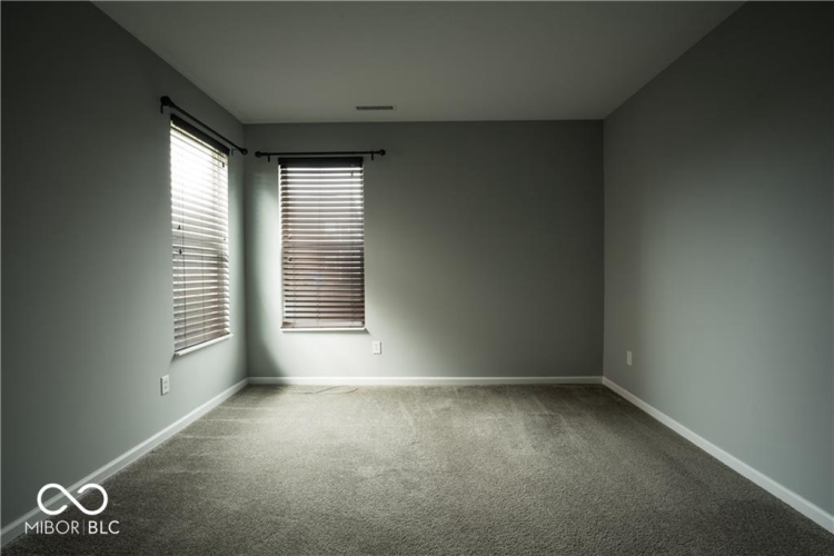 Listing Image 30