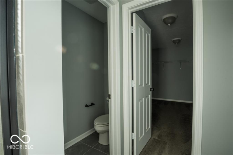 Listing Image 50