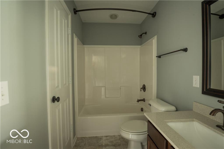 Listing Image 51