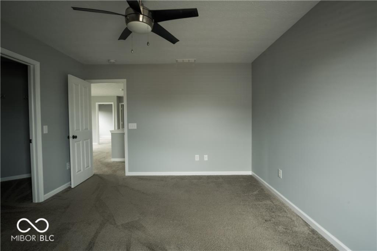Listing Image 54