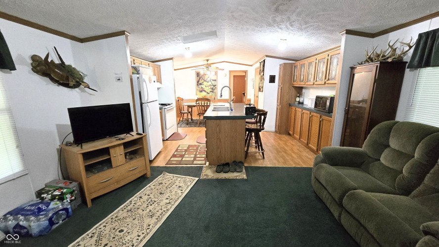 Listing Image 35