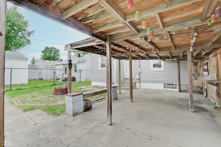 Listing Image 28