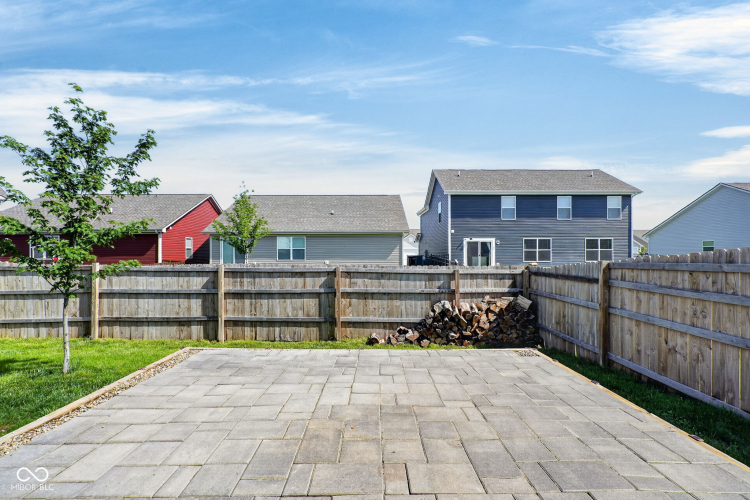 Listing Image 34