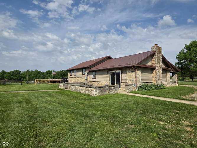 Listing Image 24