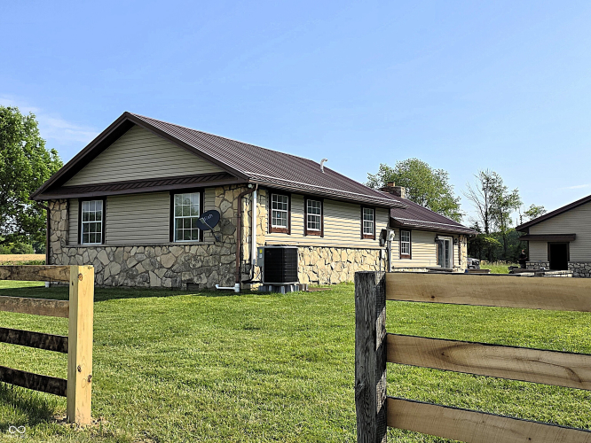 Listing Image 25