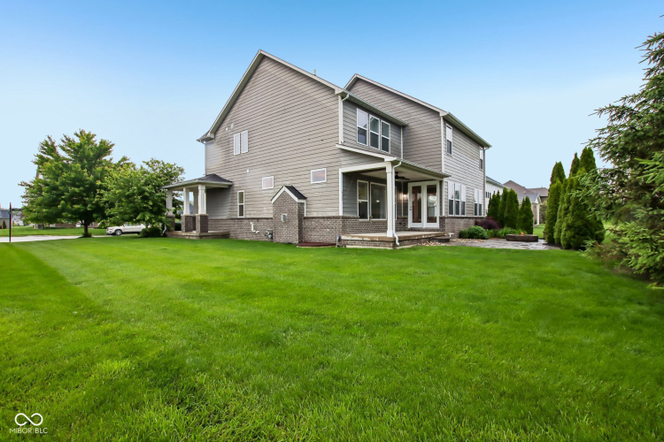 Listing Image 56