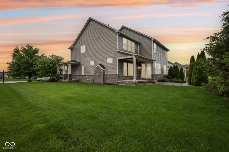 Listing Image 72