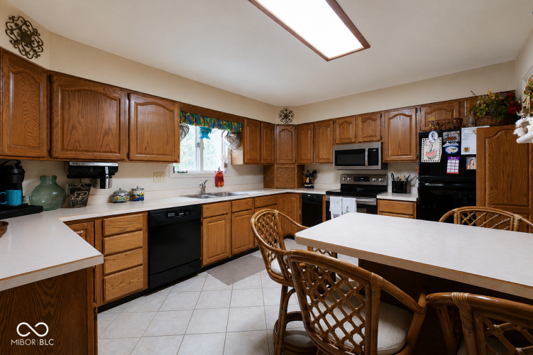 Listing Image 14