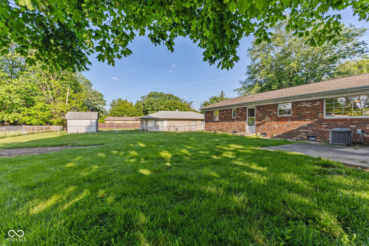Listing Image 29