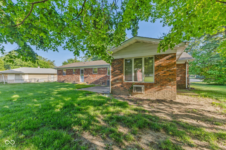 Listing Image 32