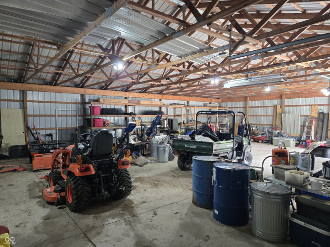 Listing Image 24