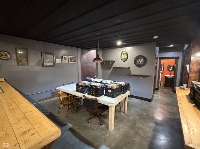 Listing Image 21