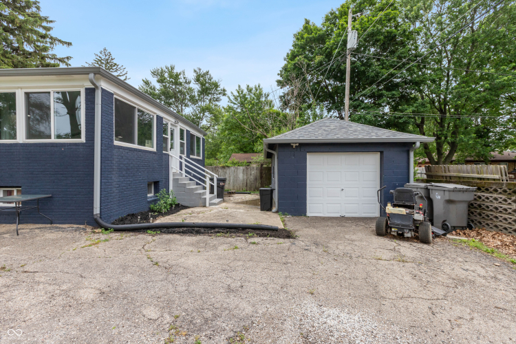 Listing Image 30