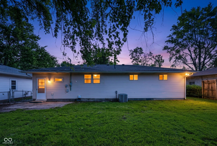 Listing Image 21