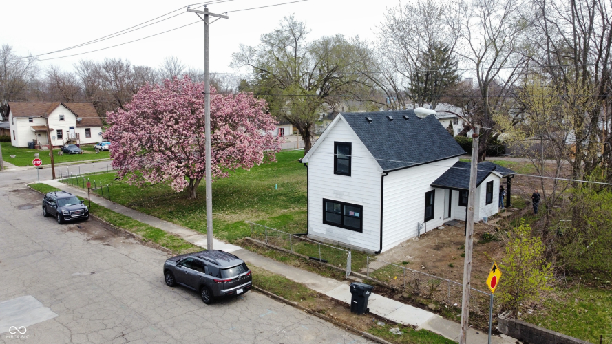 Listing Image 2