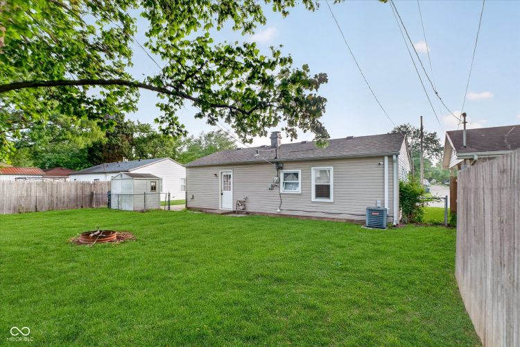 Listing Image 28