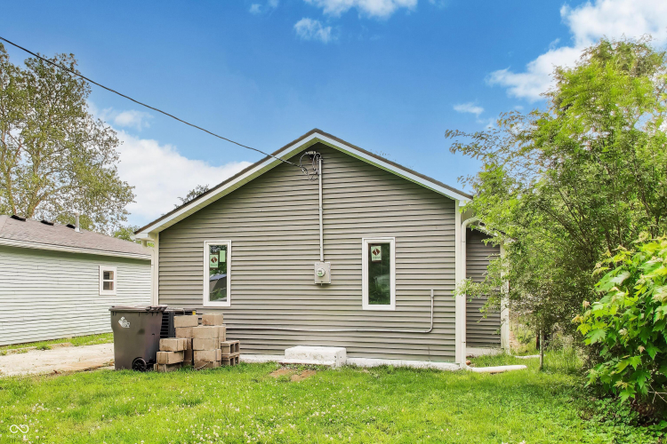 Listing Image 24