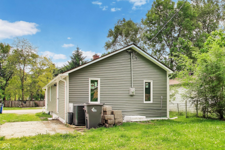Listing Image 25