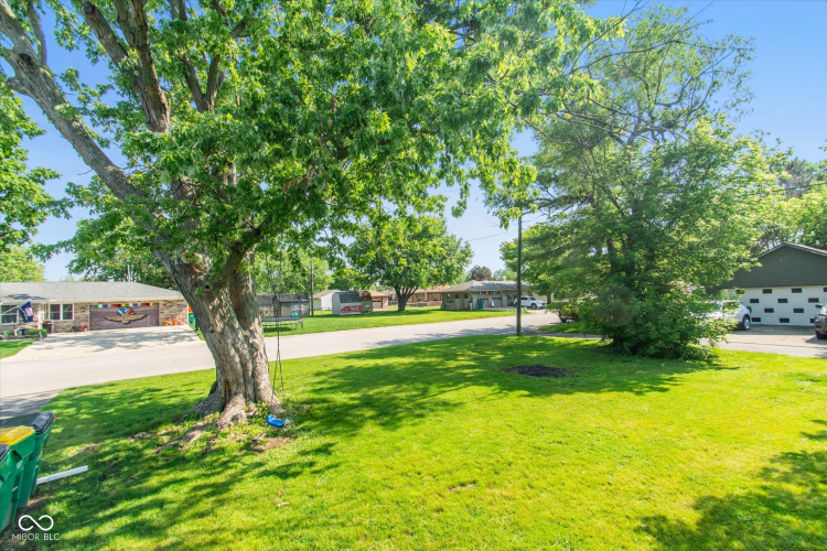Listing Image 22