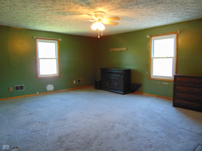 Listing Image 30
