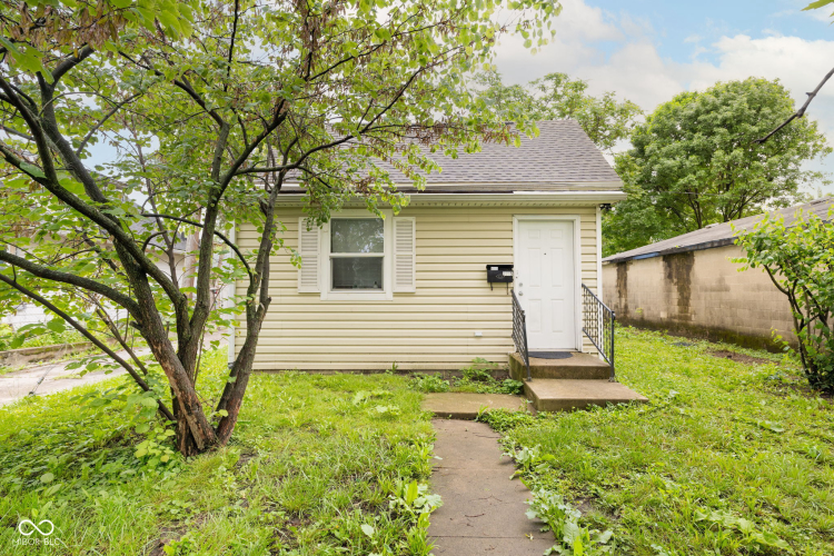 Listing Image 2