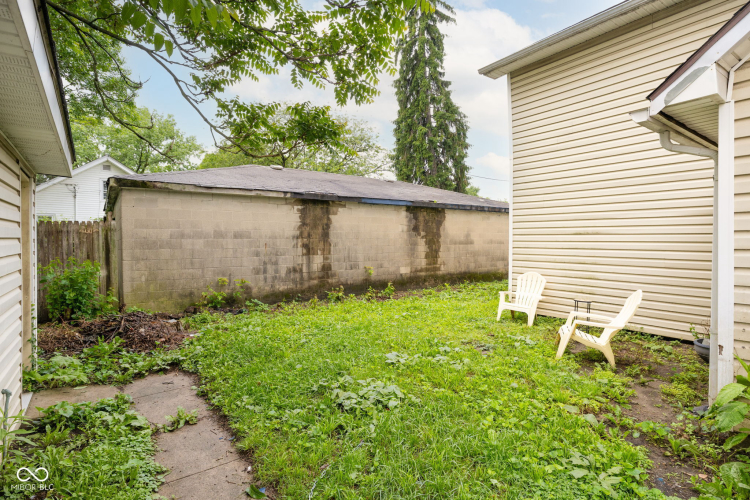 Listing Image 13