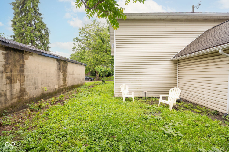Listing Image 14