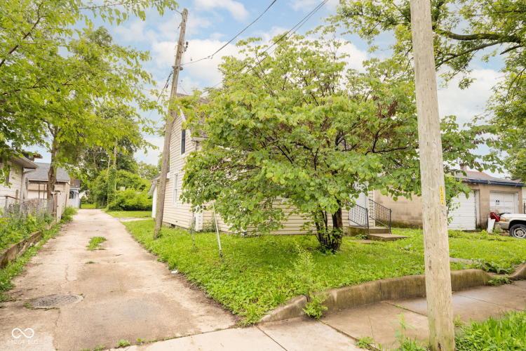 Listing Image 15