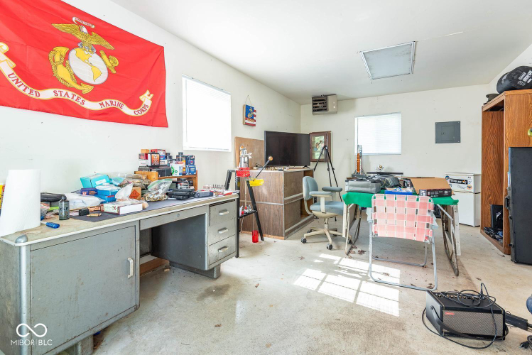 Listing Image 24