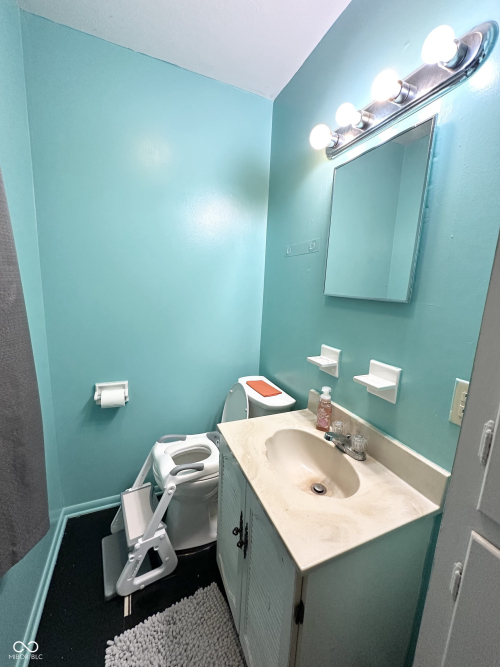 Listing Image 14
