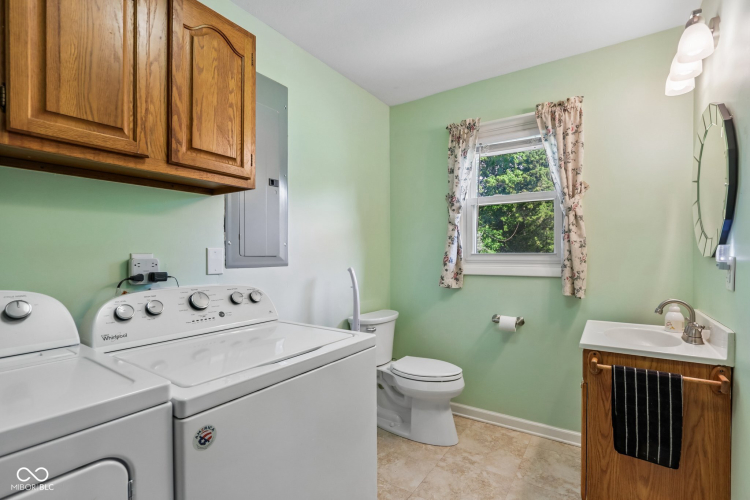 Listing Image 21