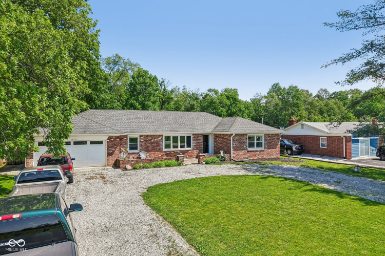 Listing Image 44