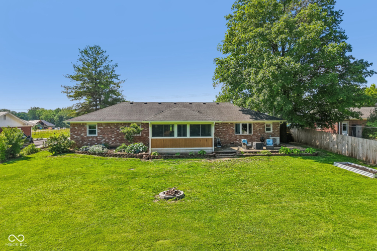 Listing Image 47