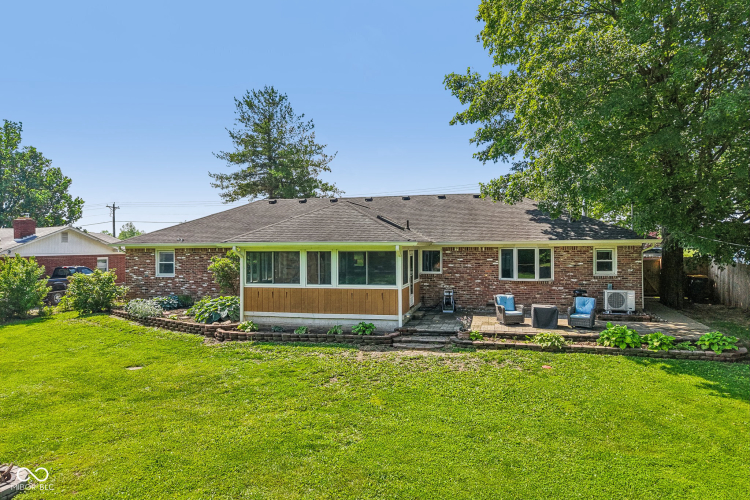 Listing Image 49