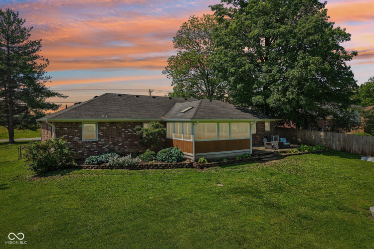 Listing Image 56