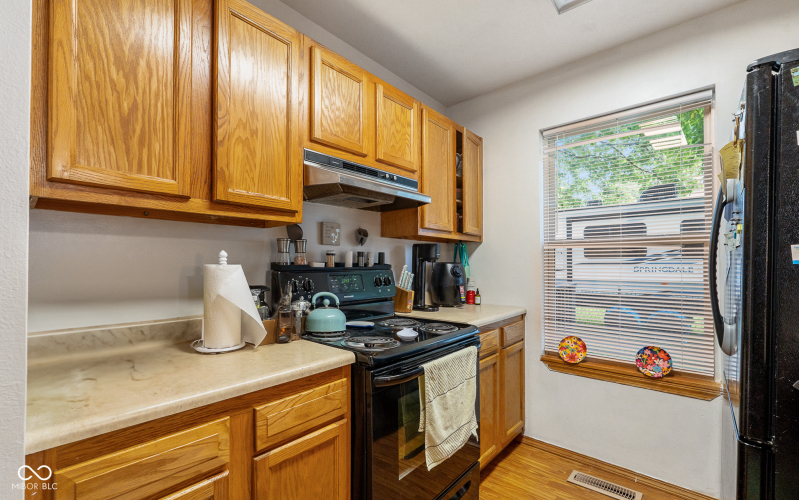 Listing Image 13