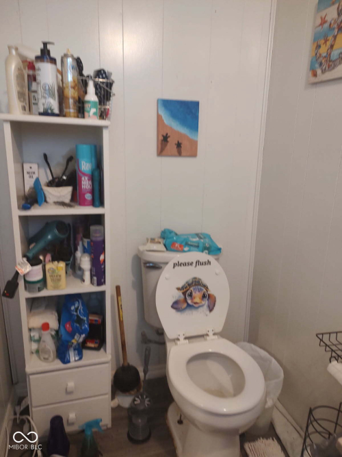 Listing Image 11