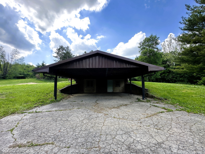Listing Image 24