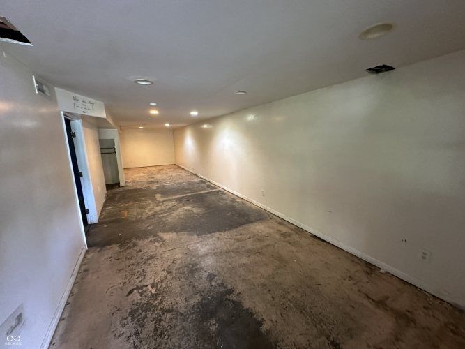 Listing Image 60