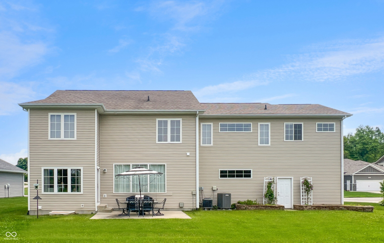 Listing Image 53