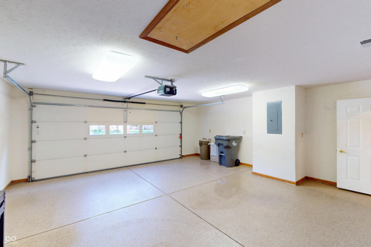 Listing Image 24