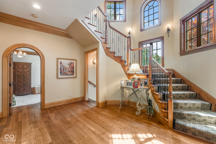 Listing Image 10