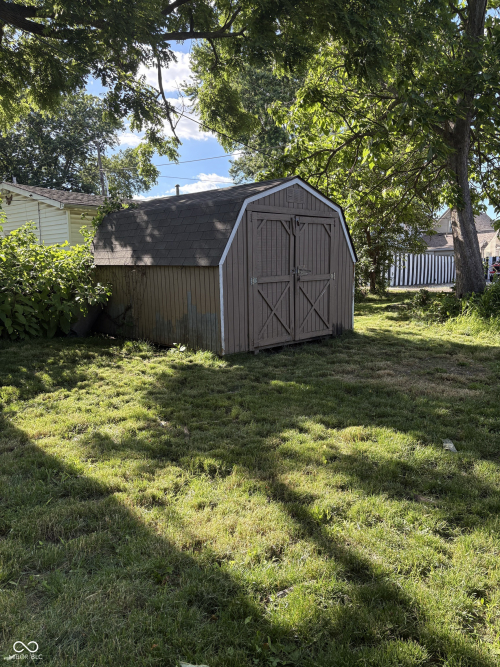 Listing Image 5