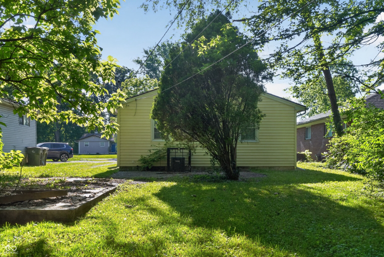 Listing Image 9