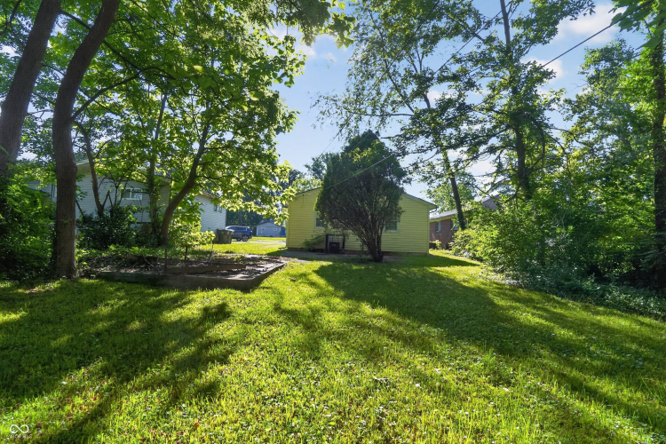 Listing Image 10