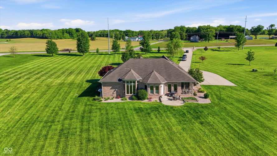 Listing Image 64