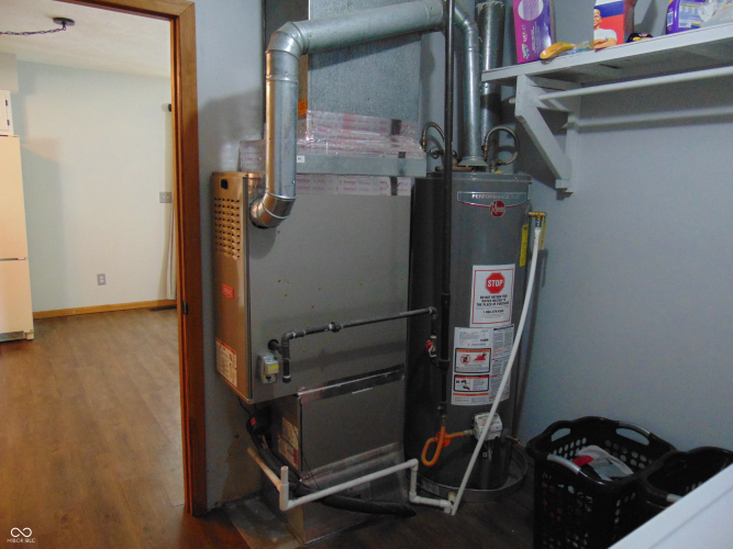 Listing Image 20