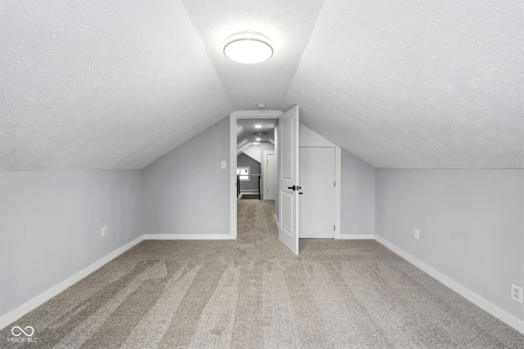 Listing Image 30