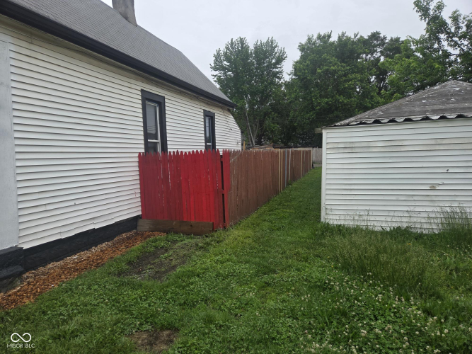 Listing Image 18